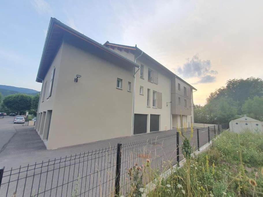 쇼르주 Superbe T2 Duplex Vue Sur Les Montagnes 아파트 외부 사진